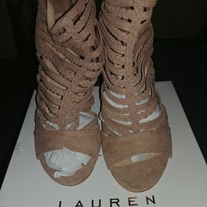 Lauren Conrad 7.5 Gold Rose